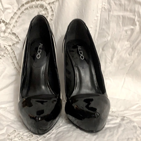 Aldo black and white stilettos . - Picture 3 of 5